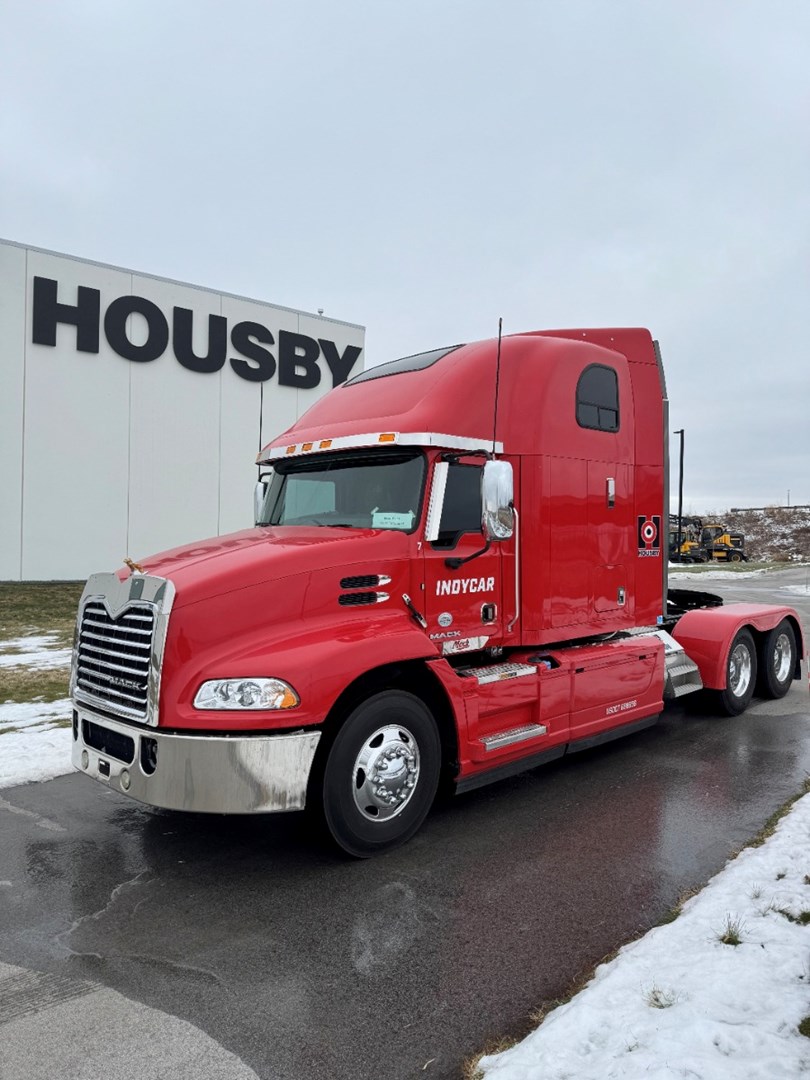 2018 MACK CXU613 - USED TRUCKS SLEEPER - image 1